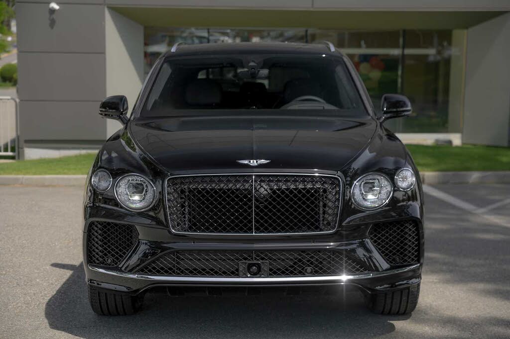 2026 Bentley Bentayga V8 AWD photo 2