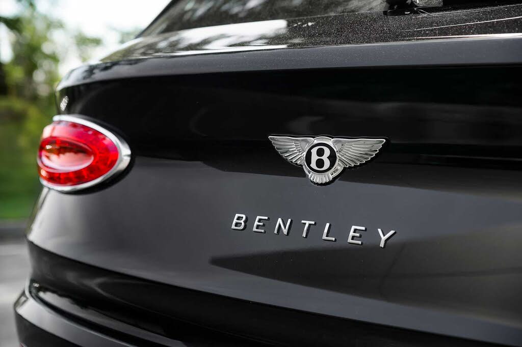 2026 Bentley Bentayga V8 AWD photo 14