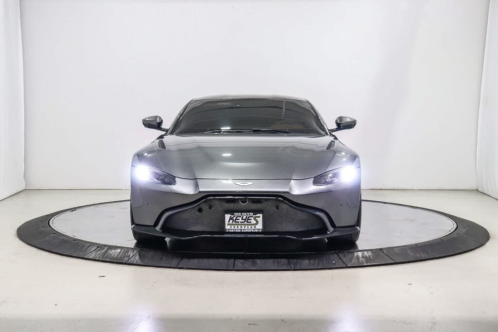 2020 Aston Martin Vantage RWD photo 6