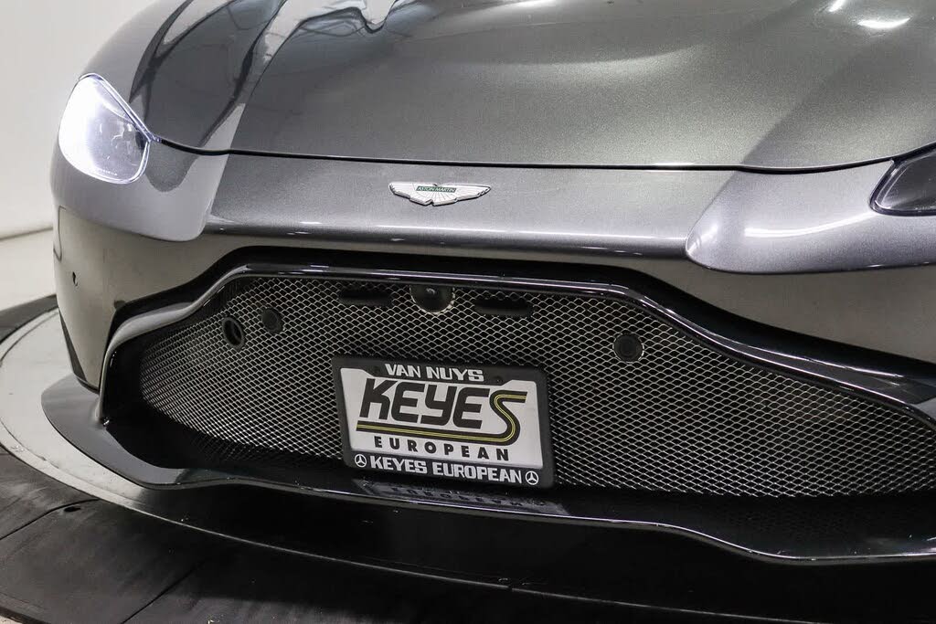 2020 Aston Martin Vantage RWD photo 8
