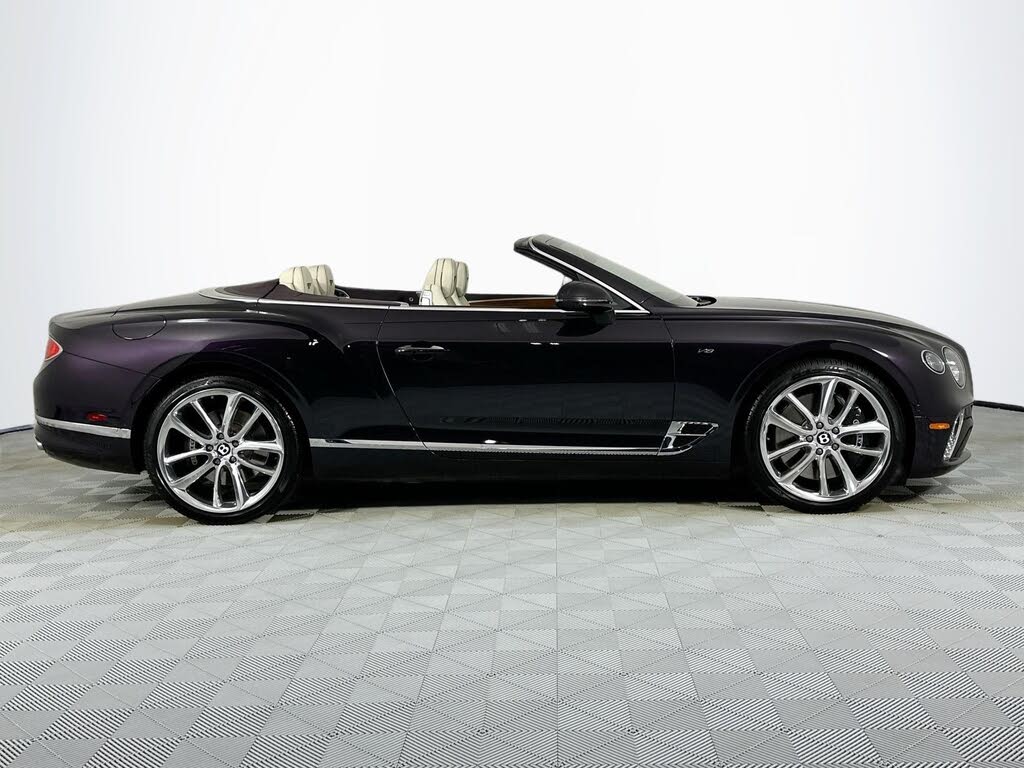 2022 Bentley Continental GTC V8 AWD photo 5