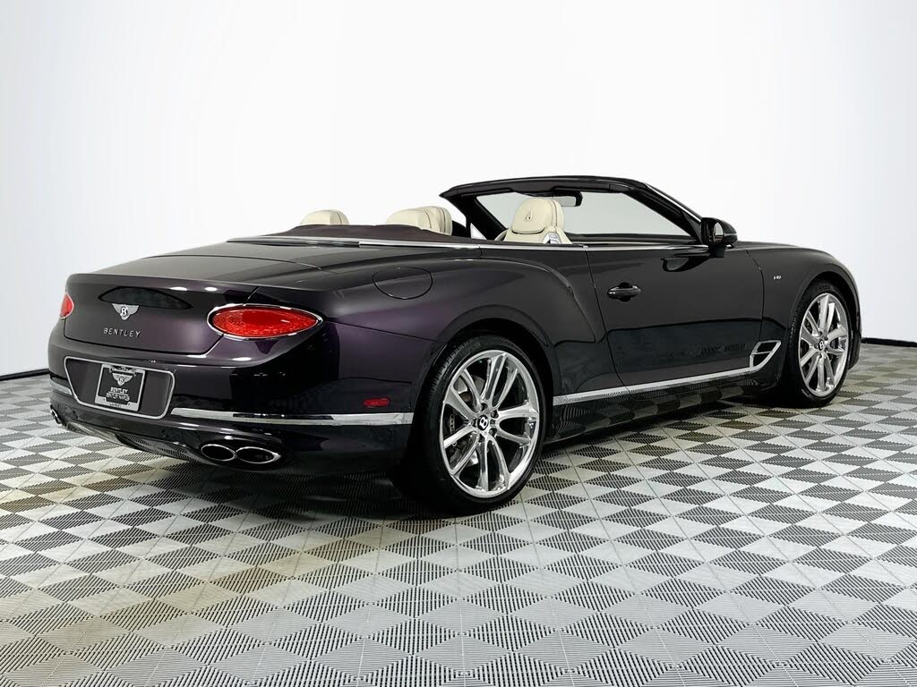 2022 Bentley Continental GTC V8 AWD photo 9
