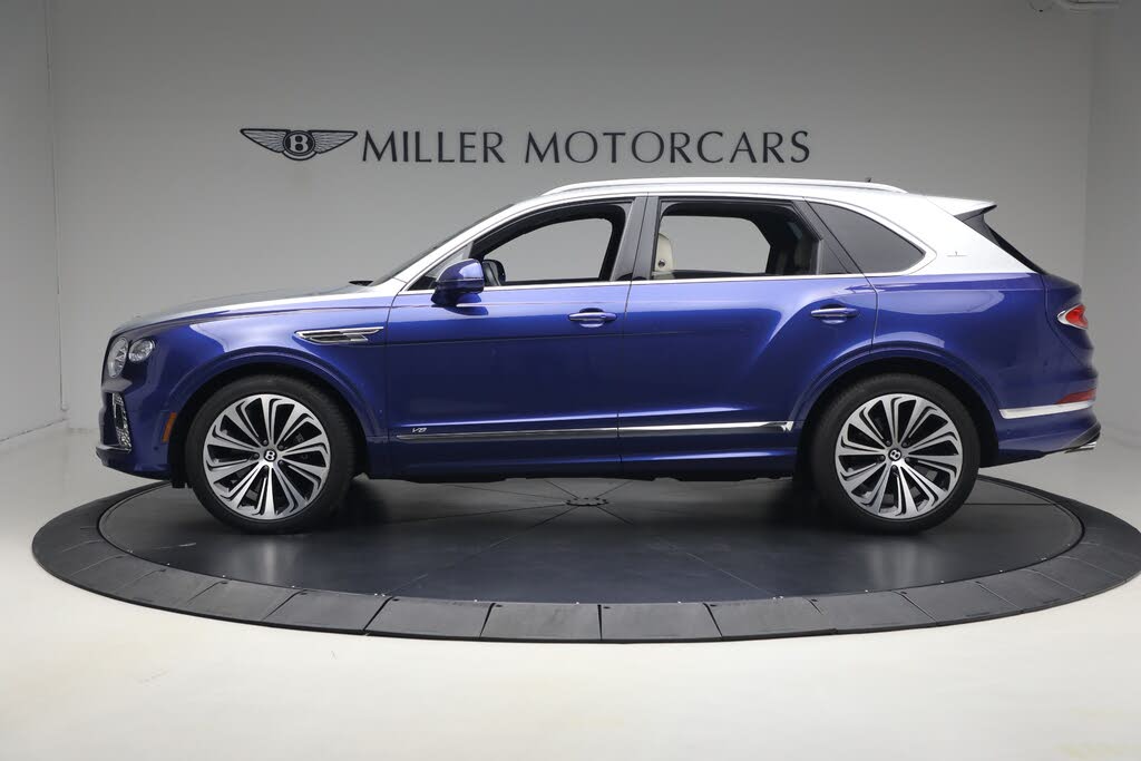 2022 Bentley Bentayga V8 AWD photo 3