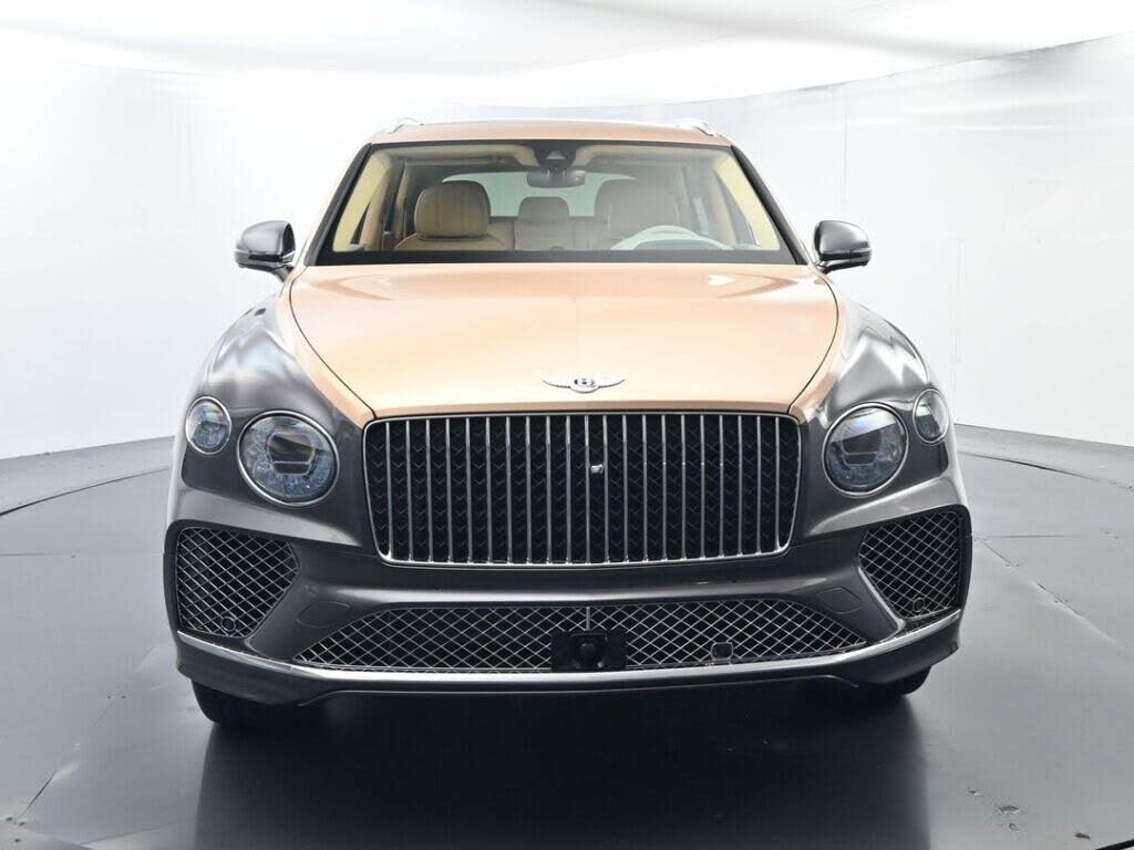 2026 Bentley Bentayga Azure V8 AWD photo 14