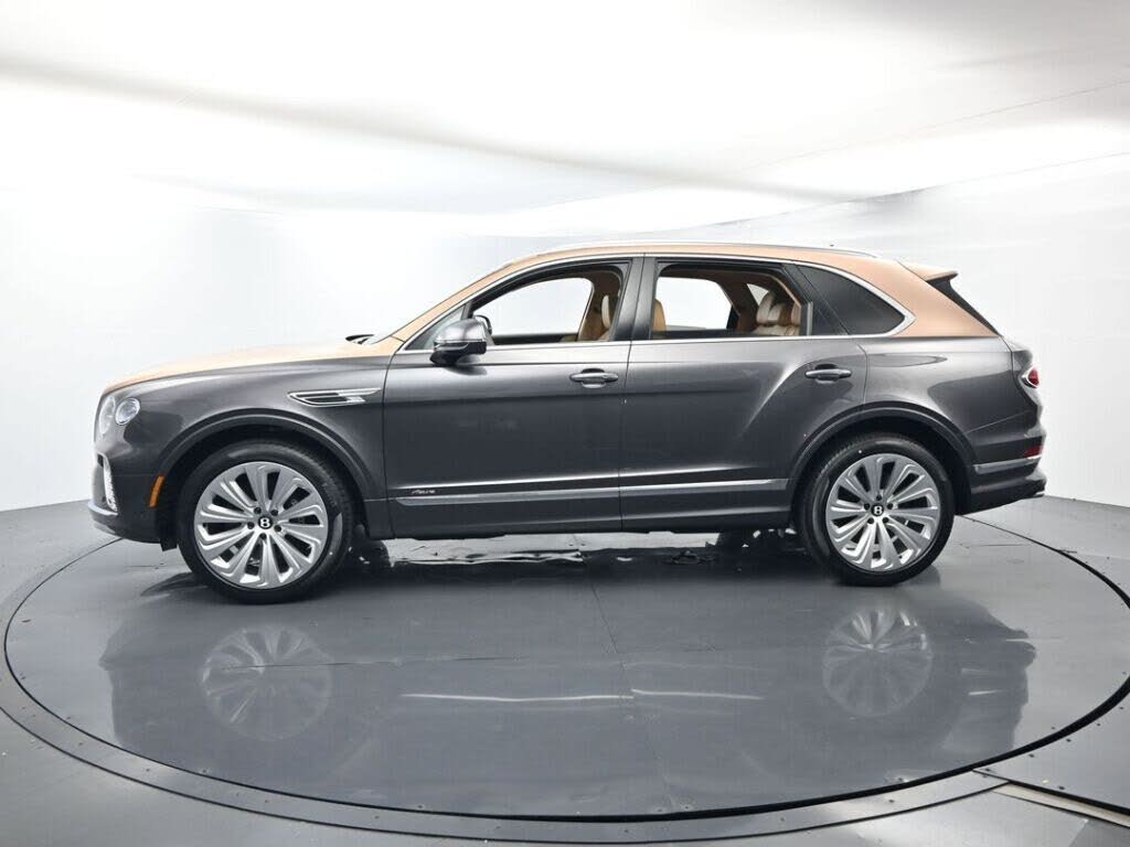 2026 Bentley Bentayga Azure V8 AWD photo 5