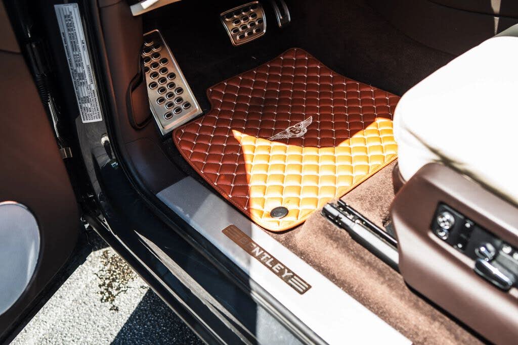 2018 Bentley Bentayga W12 Signature Edition AWD photo 14