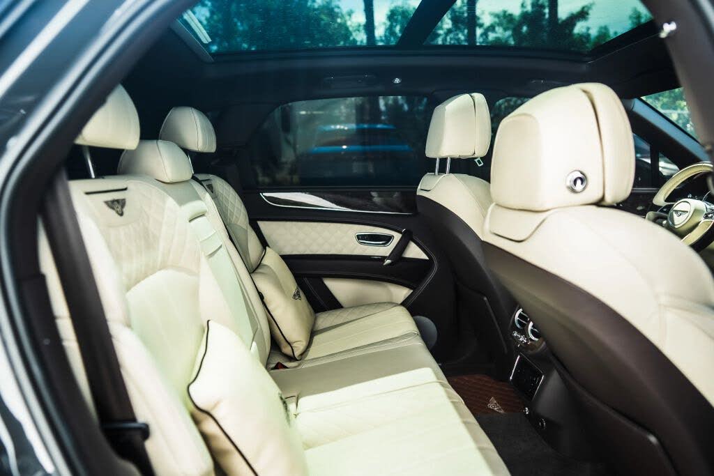 2018 Bentley Bentayga W12 Signature Edition AWD photo 24