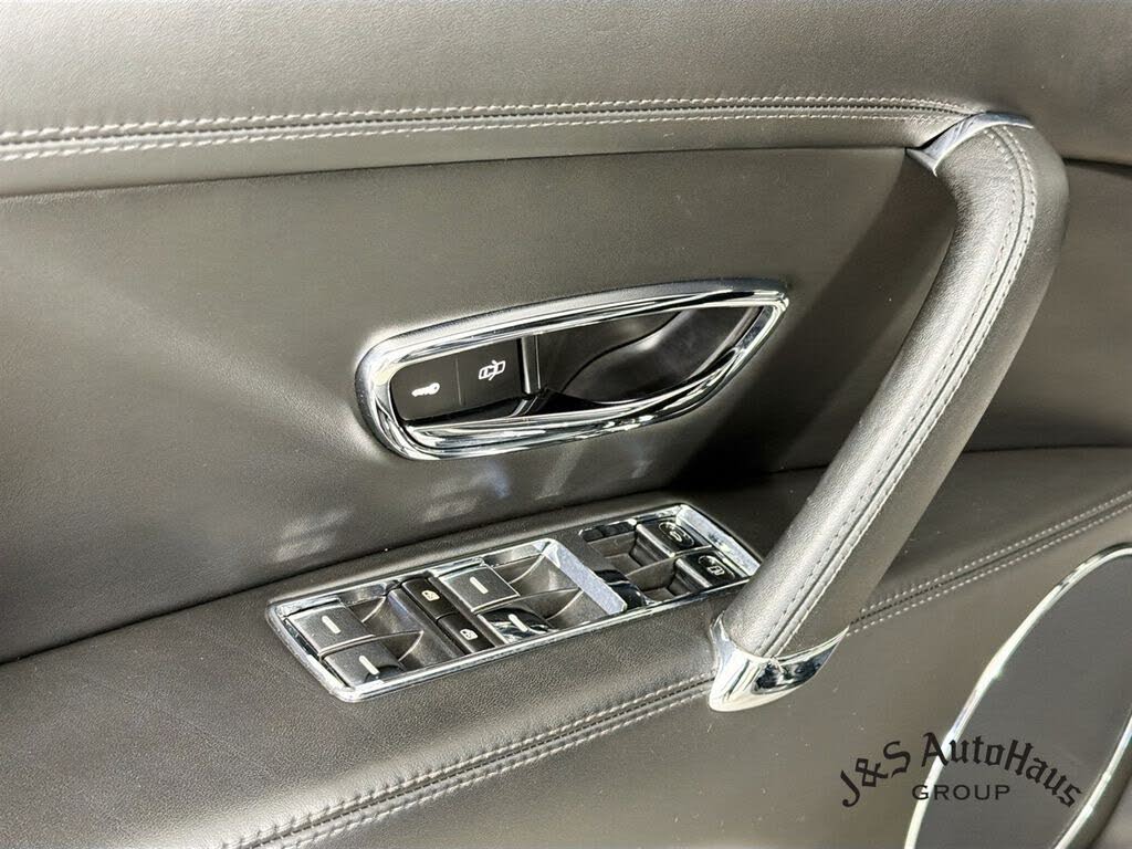2014 Bentley Flying Spur W12 AWD photo 23
