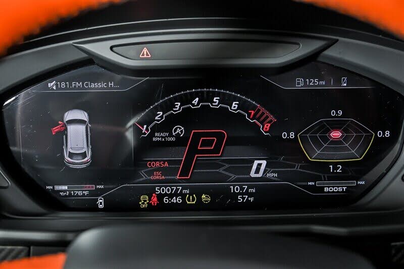 2022 Lamborghini Urus AWD photo 24