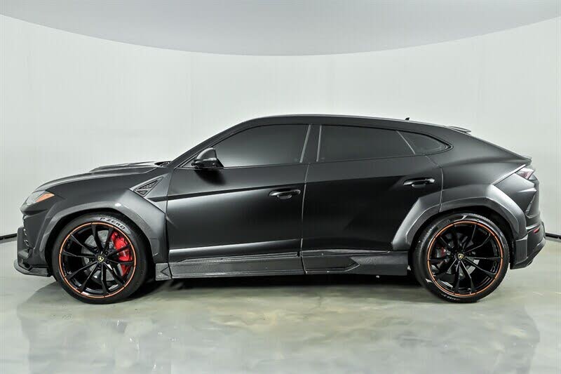 2022 Lamborghini Urus AWD photo 7