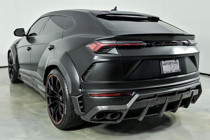 2022 Lamborghini Urus AWD photo 8