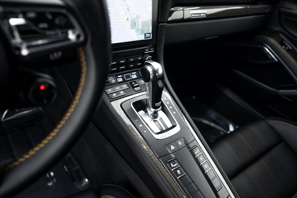 2018 Porsche 911 Turbo S Coupe AWD photo 21 of 24