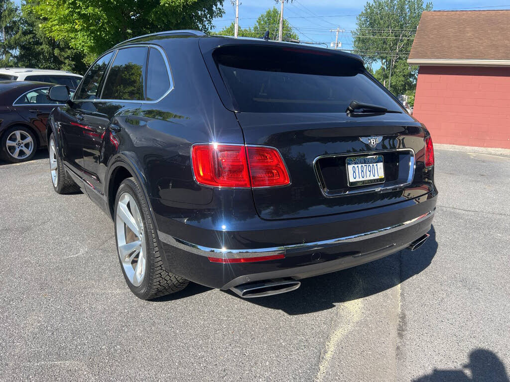 2018 Bentley Bentayga W12 Mulliner AWD photo 12