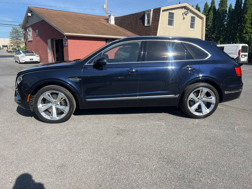 2018 Bentley Bentayga W12 Mulliner AWD photo 6