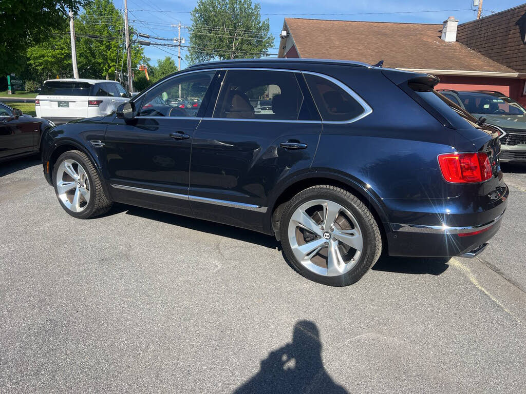 2018 Bentley Bentayga W12 Mulliner AWD photo 8