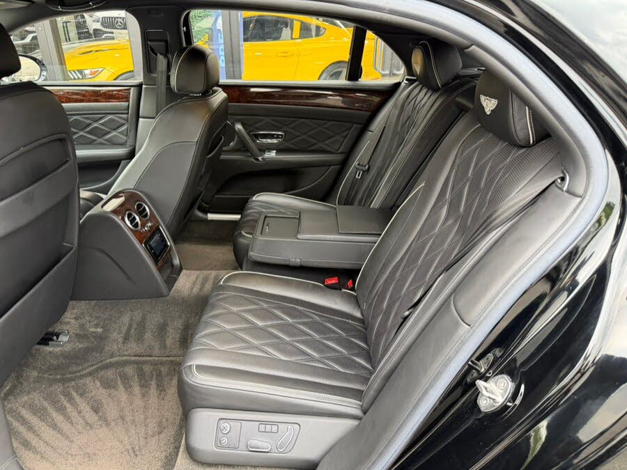 2014 Bentley Flying Spur W12 AWD photo 13