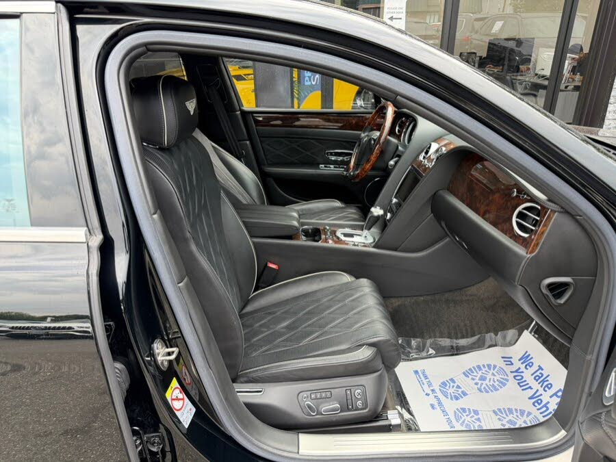2014 Bentley Flying Spur W12 AWD photo 22