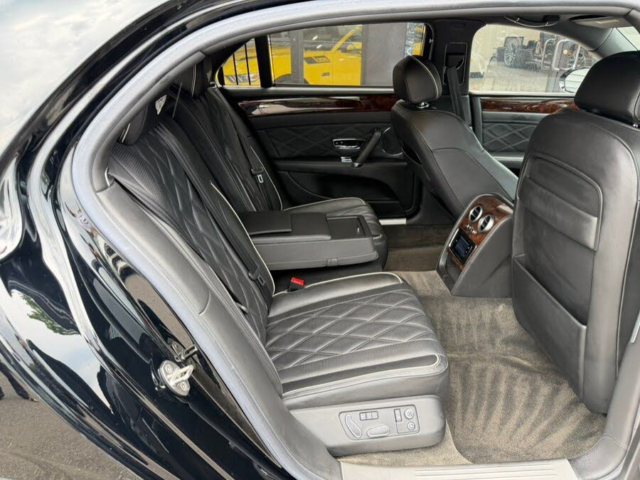 2014 Bentley Flying Spur W12 AWD photo 24