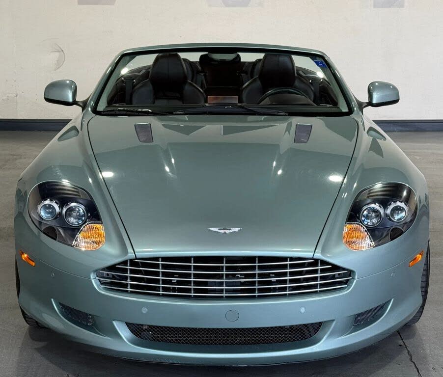 2010 Aston Martin DB9 Volante Convertible RWD photo 3