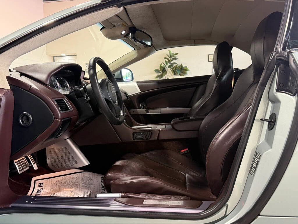 2010 Aston Martin DB9 Volante Convertible RWD photo 21
