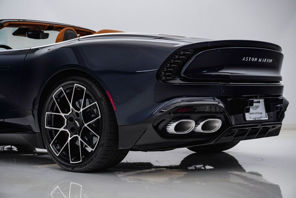 2026 Aston Martin Vanquish Volante RWD photo 13