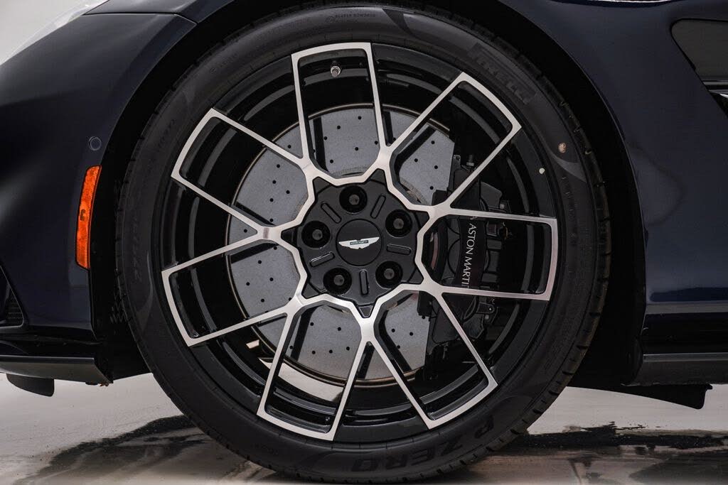 2026 Aston Martin Vanquish Volante RWD photo 17