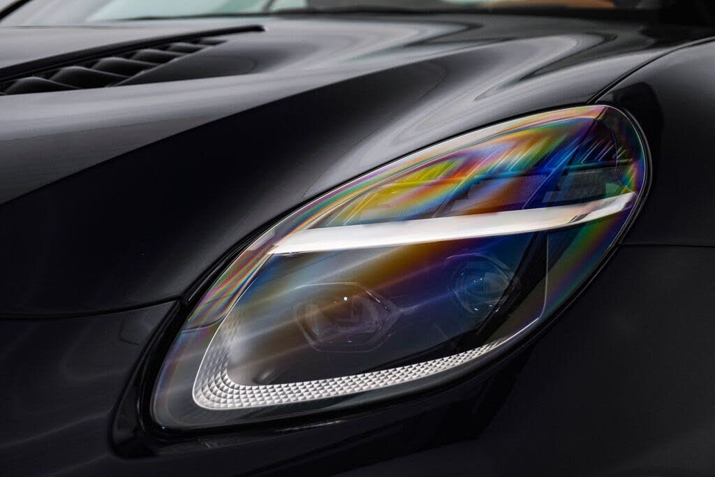 2026 Aston Martin Vanquish Volante RWD photo 6
