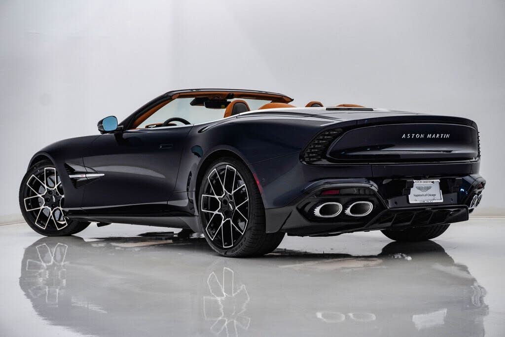 2026 Aston Martin Vanquish Volante RWD photo 10