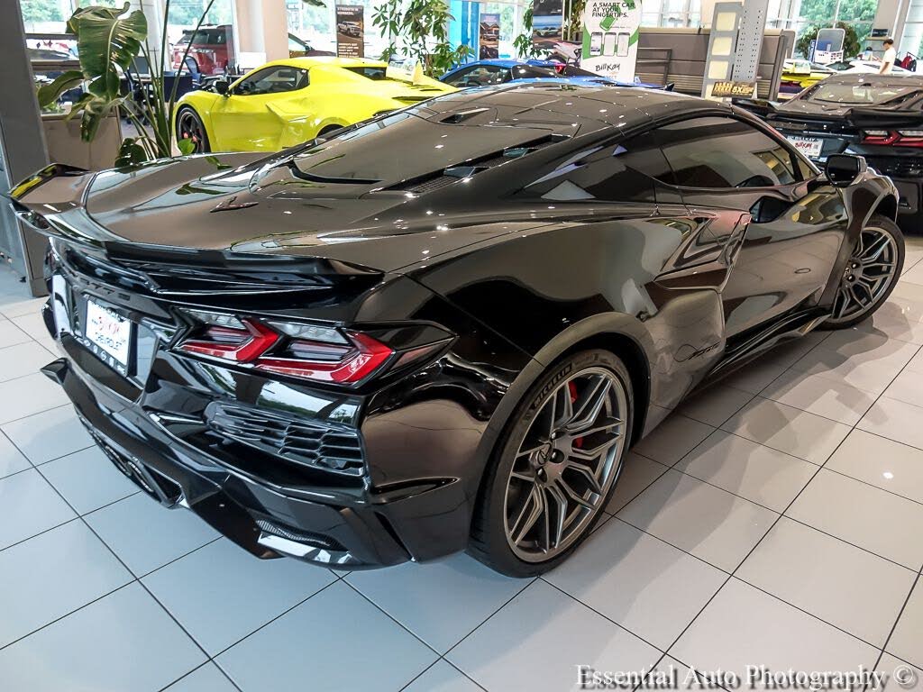2025 Chevrolet Corvette Z06 3LZ Coupe RWD photo 10
