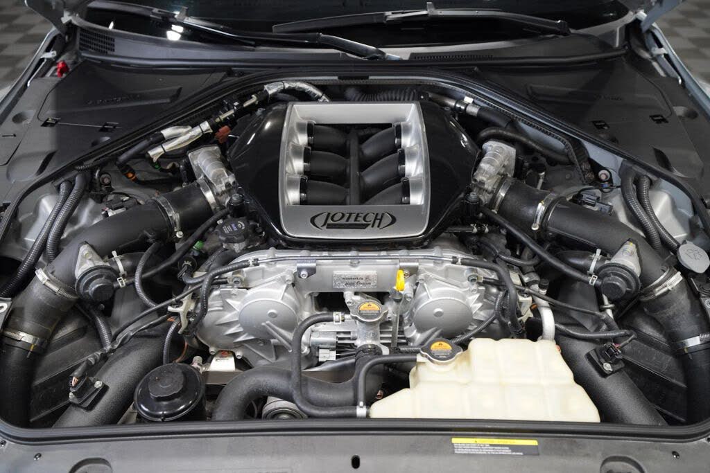 2020 Nissan GT-R Premium AWD photo 20
