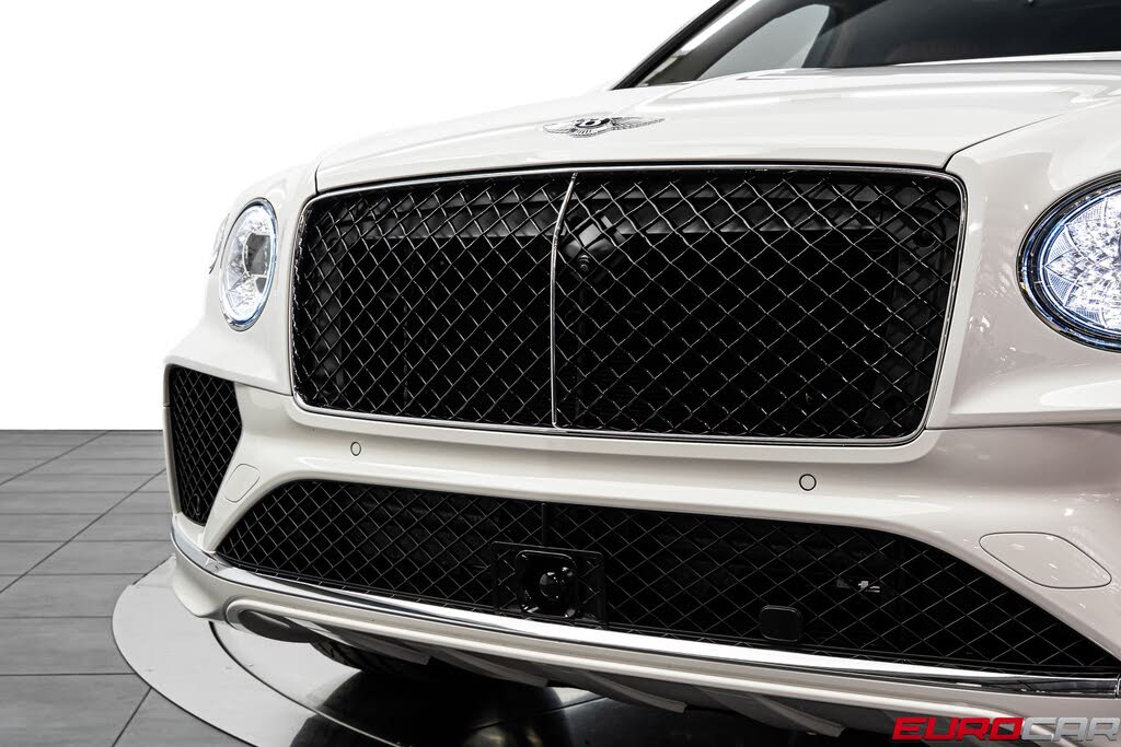 2024 Bentley Bentayga V8 AWD photo 11