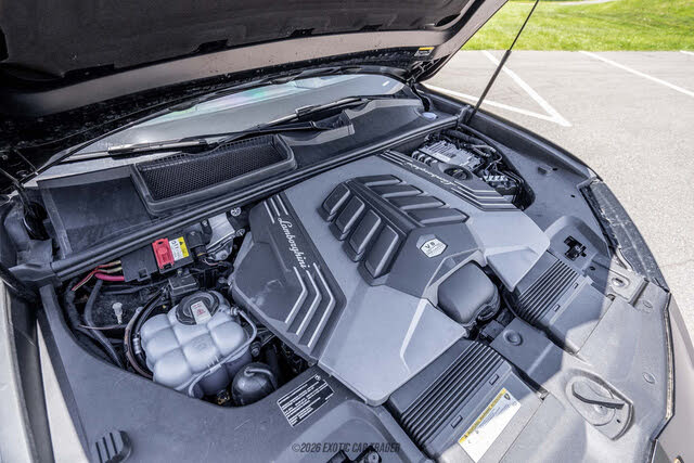 2021 Lamborghini Urus AWD photo 16