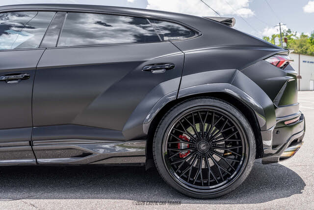 2021 Lamborghini Urus AWD photo 5