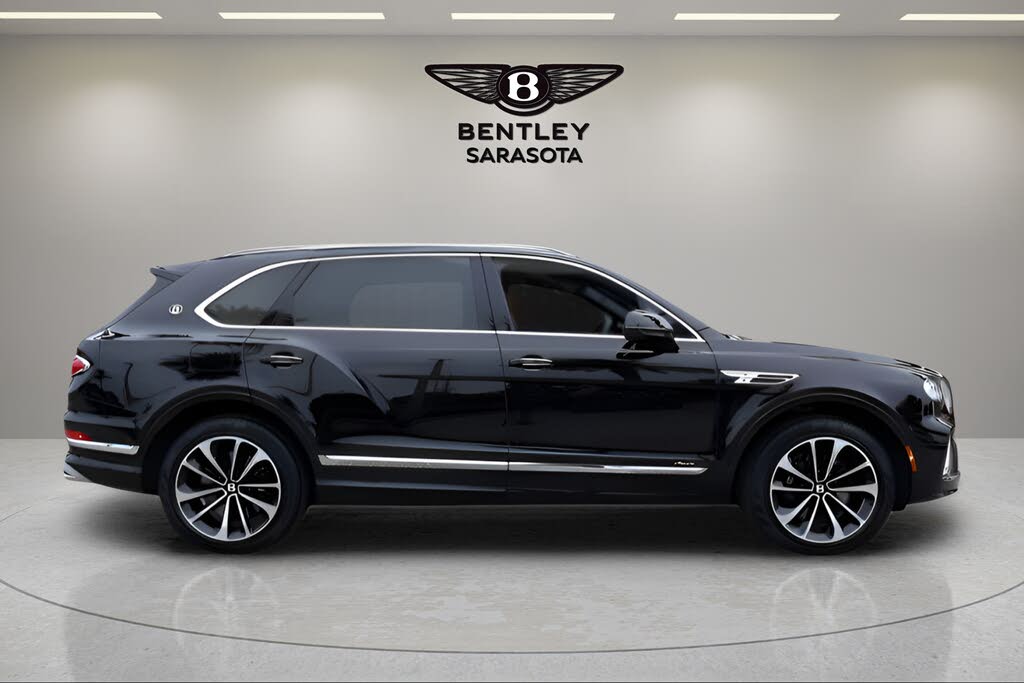 2025 Bentley Bentayga Azure V8 AWD photo 10