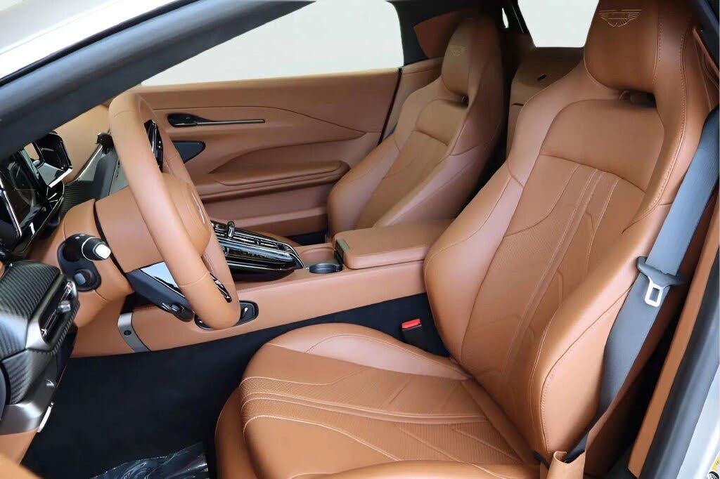 2026 Aston Martin Vantage Roadster RWD photo 15