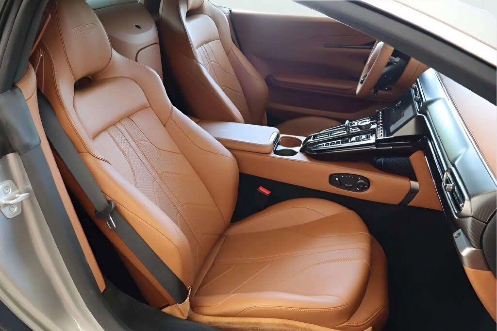 2026 Aston Martin Vantage Roadster RWD photo 19