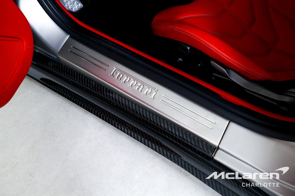 2016 Ferrari F12 Berlinetta Coupe photo 15
