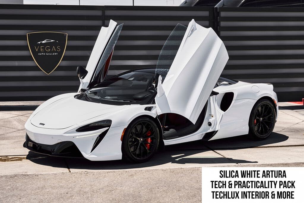 2024 McLaren Artura RWD