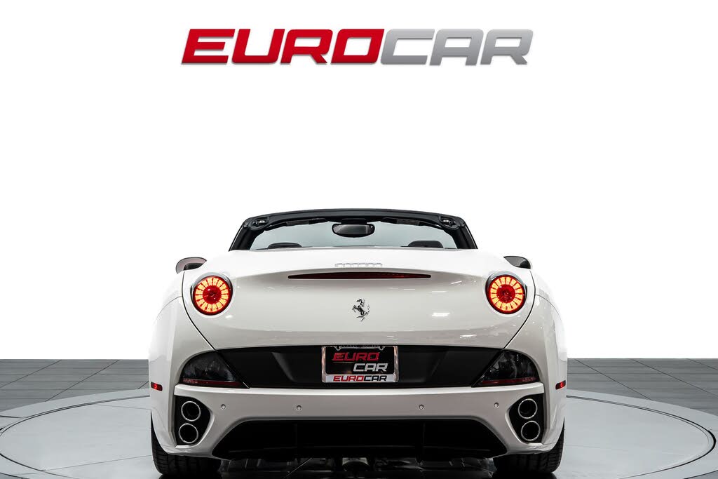 2013 Ferrari California Roadster photo 5