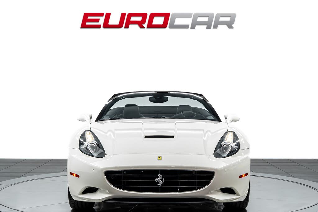 2013 Ferrari California Roadster photo 10