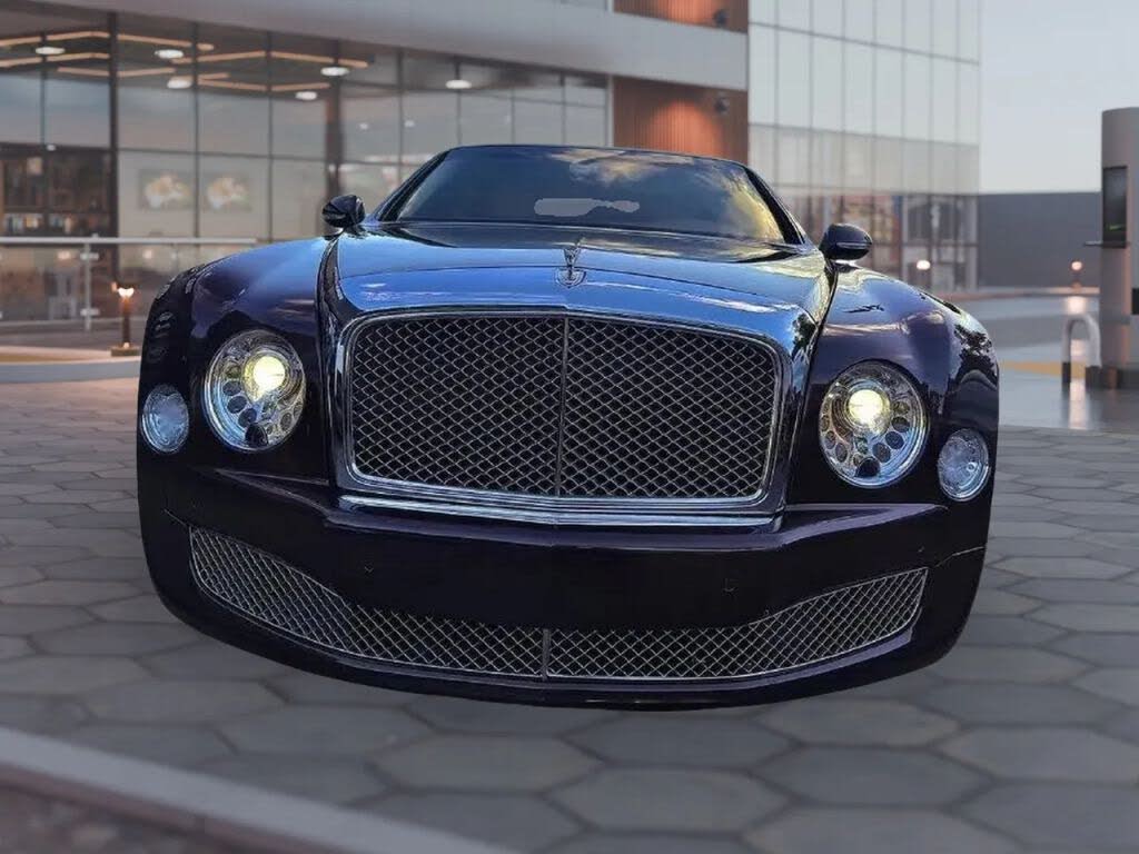 2012 Bentley Mulsanne RWD photo 3