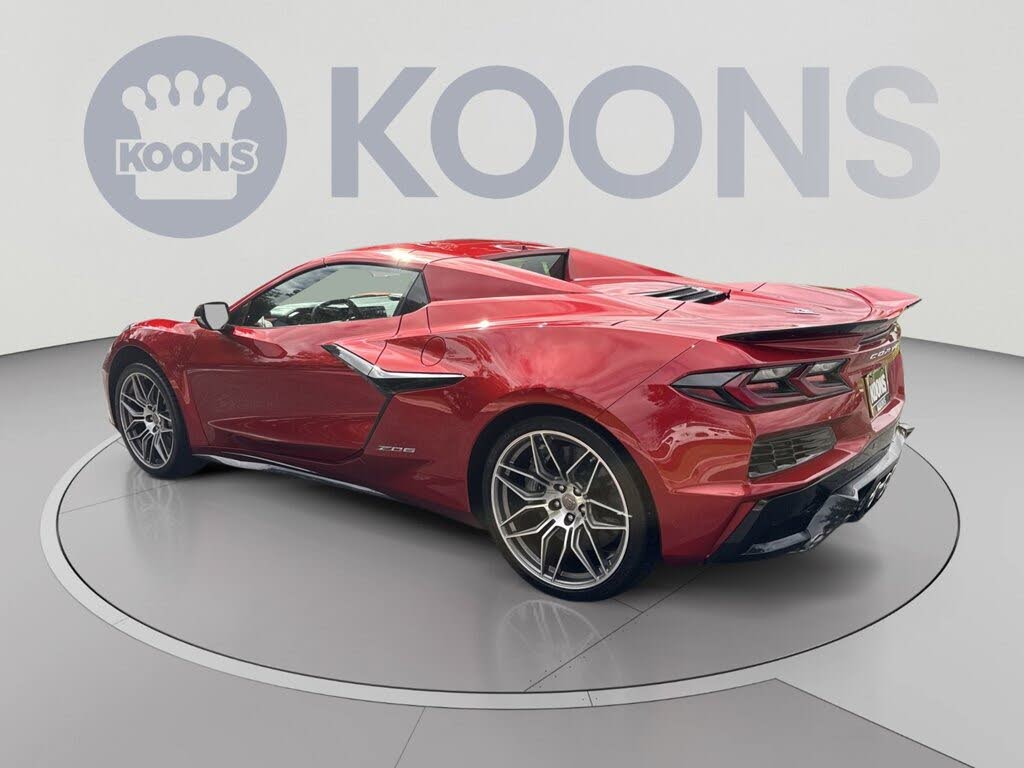2023 Chevrolet Corvette Z06 3LZ Convertible RWD photo 3