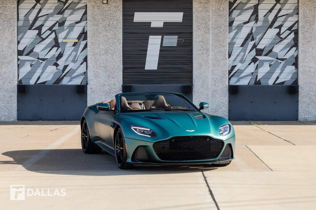 2023 Aston Martin DBS Superleggera Volante RWD photo 2