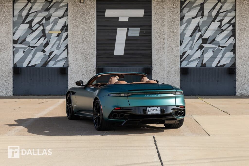 2023 Aston Martin DBS Superleggera Volante RWD photo 11