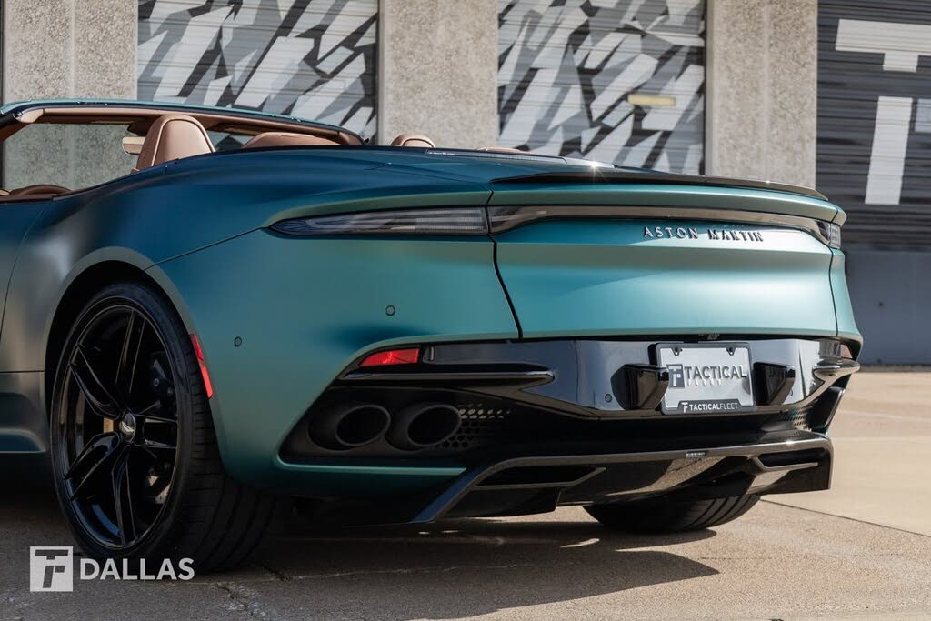 2023 Aston Martin DBS Superleggera Volante RWD photo 12