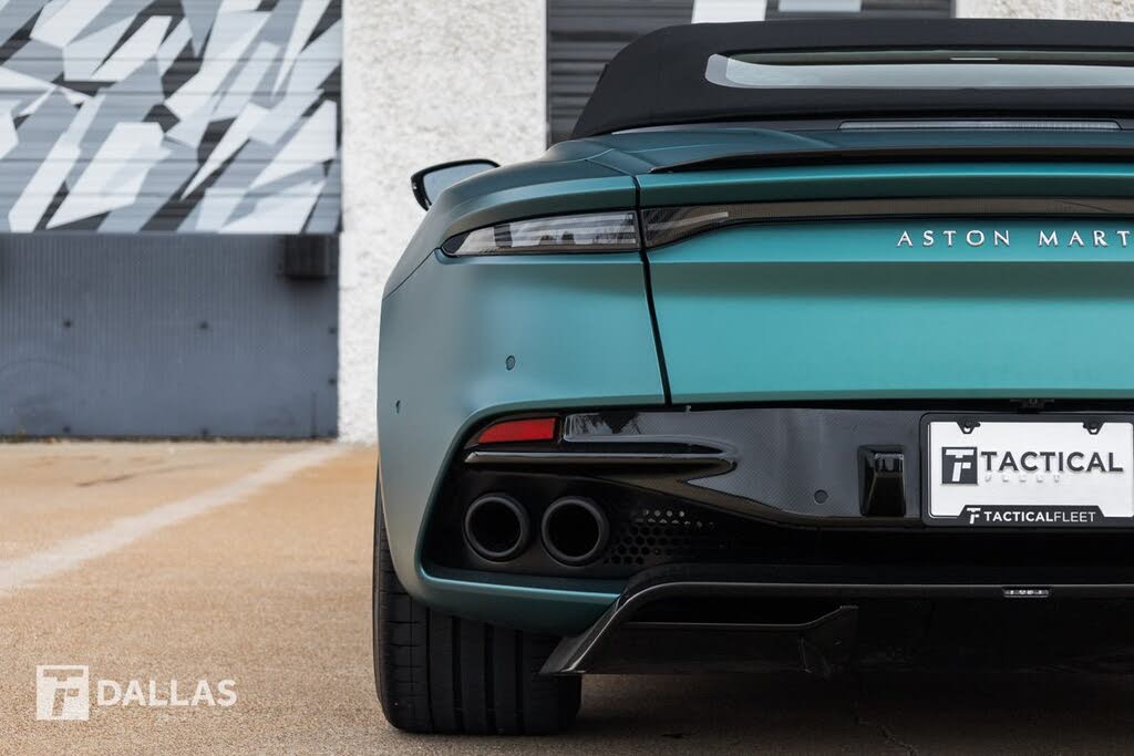 2023 Aston Martin DBS Superleggera Volante RWD photo 14