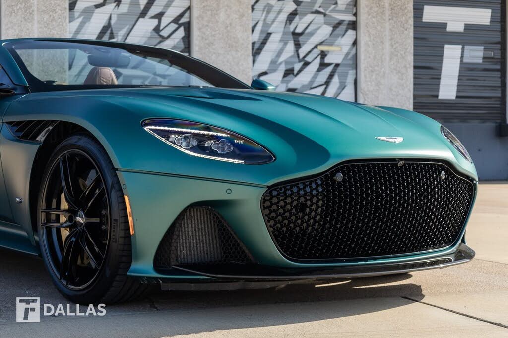 2023 Aston Martin DBS Superleggera Volante RWD photo 3