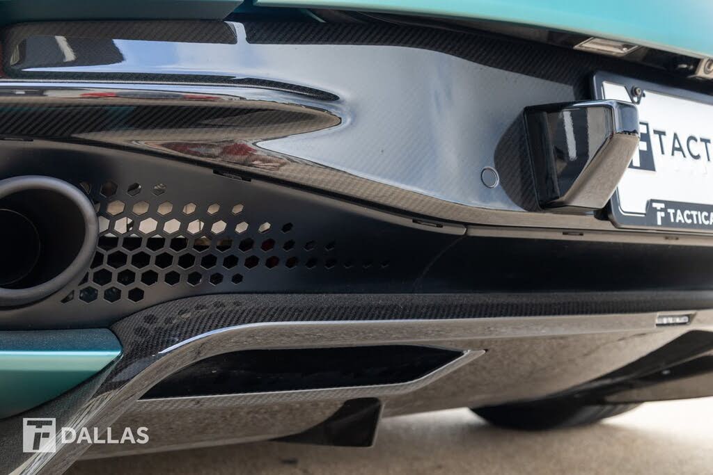 2023 Aston Martin DBS Superleggera Volante RWD photo 22