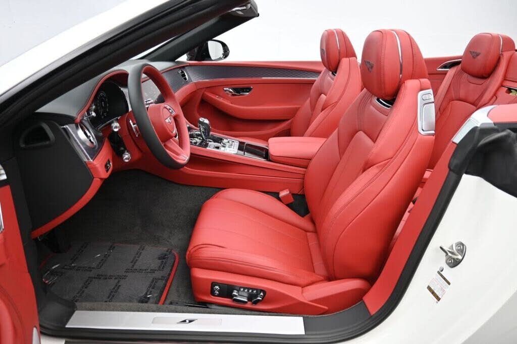 2026 Bentley Continental GTC AWD photo 4