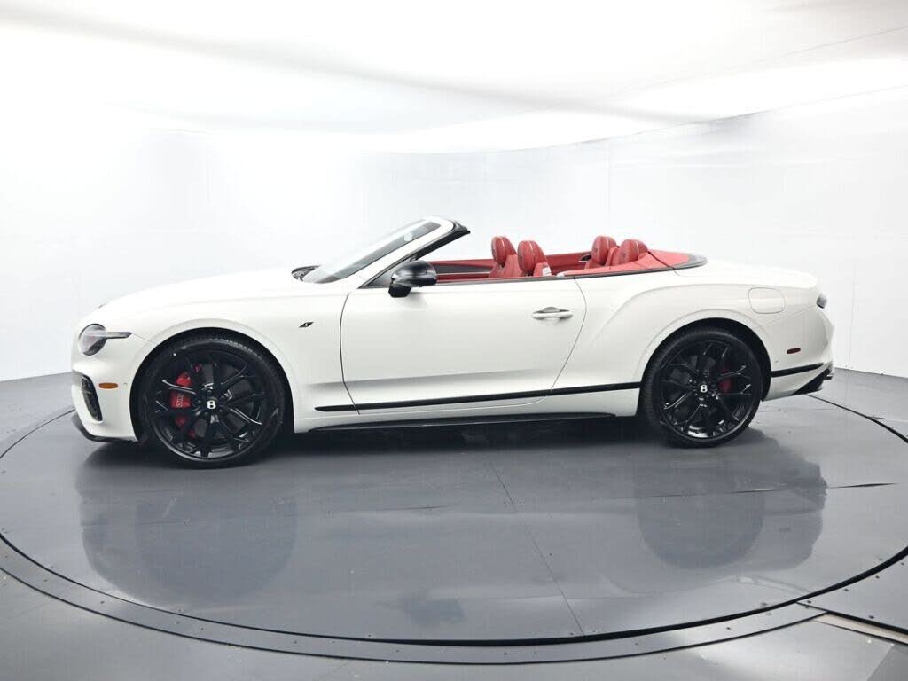 2026 Bentley Continental GTC AWD photo 5